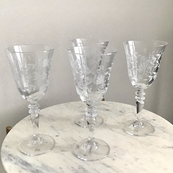 Anthropologie Handcrafted Wine Glasses Set of Four Rare NIB - Picture 5 of 12